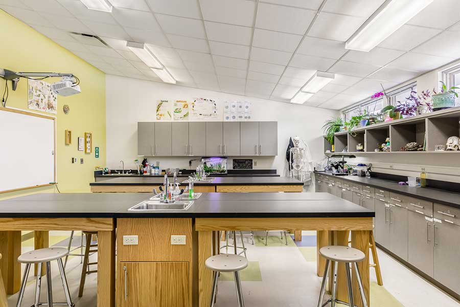 Lab station
